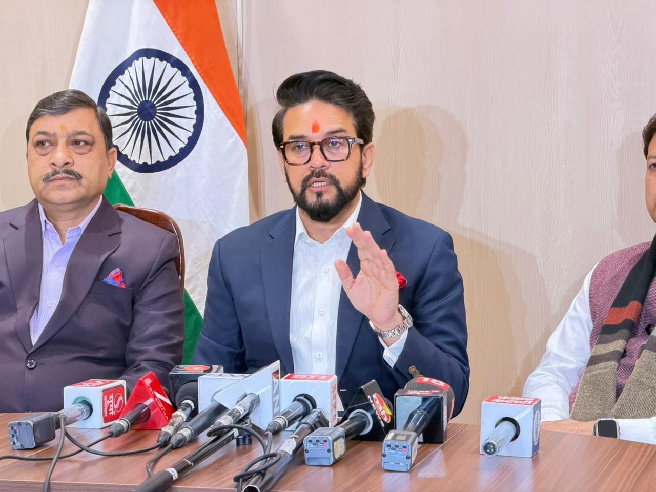 The delegation was led by Anurag Singh Thakur and included Suresh Kashyap, Rajeev Bharadwaj, Harsh Mahajan and Sikander Kumar